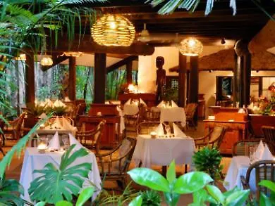 Hotel Kewarra Beach Resort And Spa Cairns